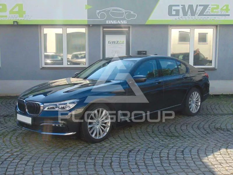 2018 BMW 740