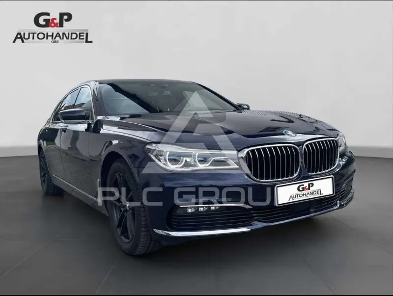 2018 BMW 740