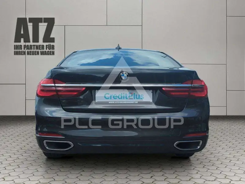 2018 BMW 740