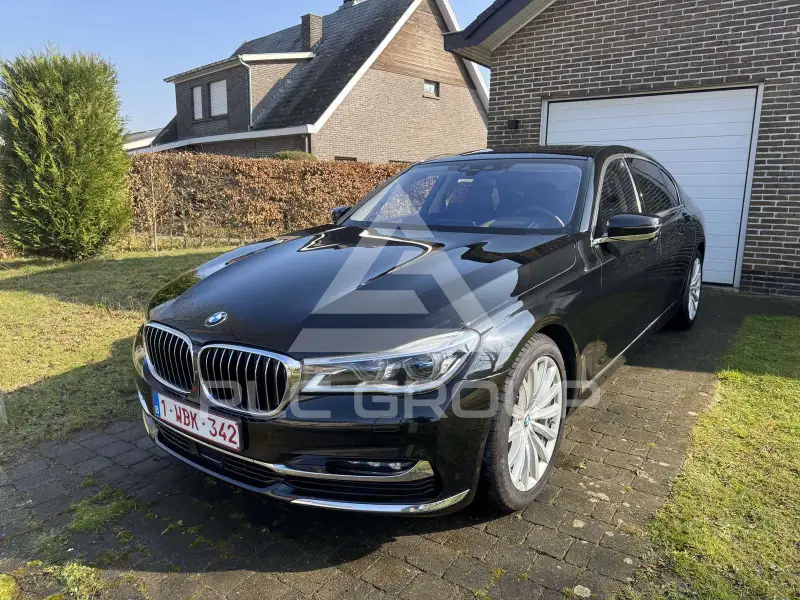 2018 BMW 740