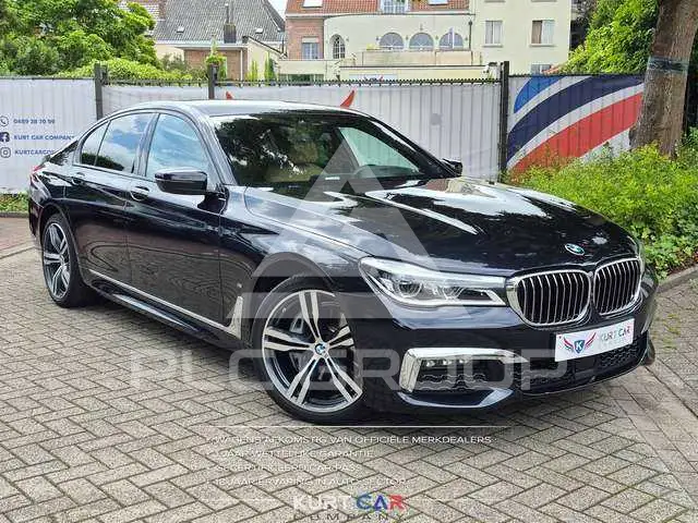2018 BMW 740