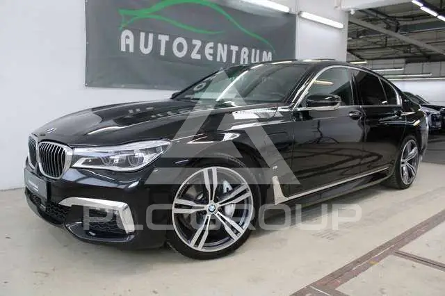 2018 BMW 740
