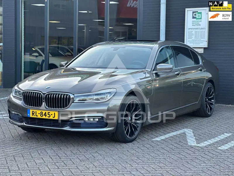 2018 BMW 740