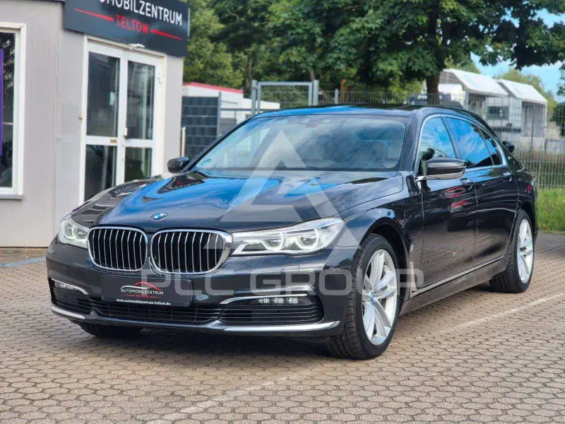 2018 BMW 740