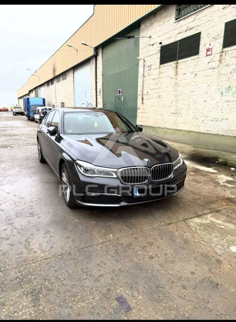 2018 BMW 740