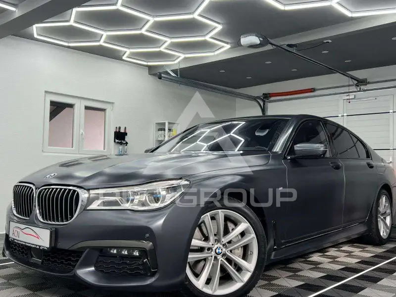 2018 BMW 750