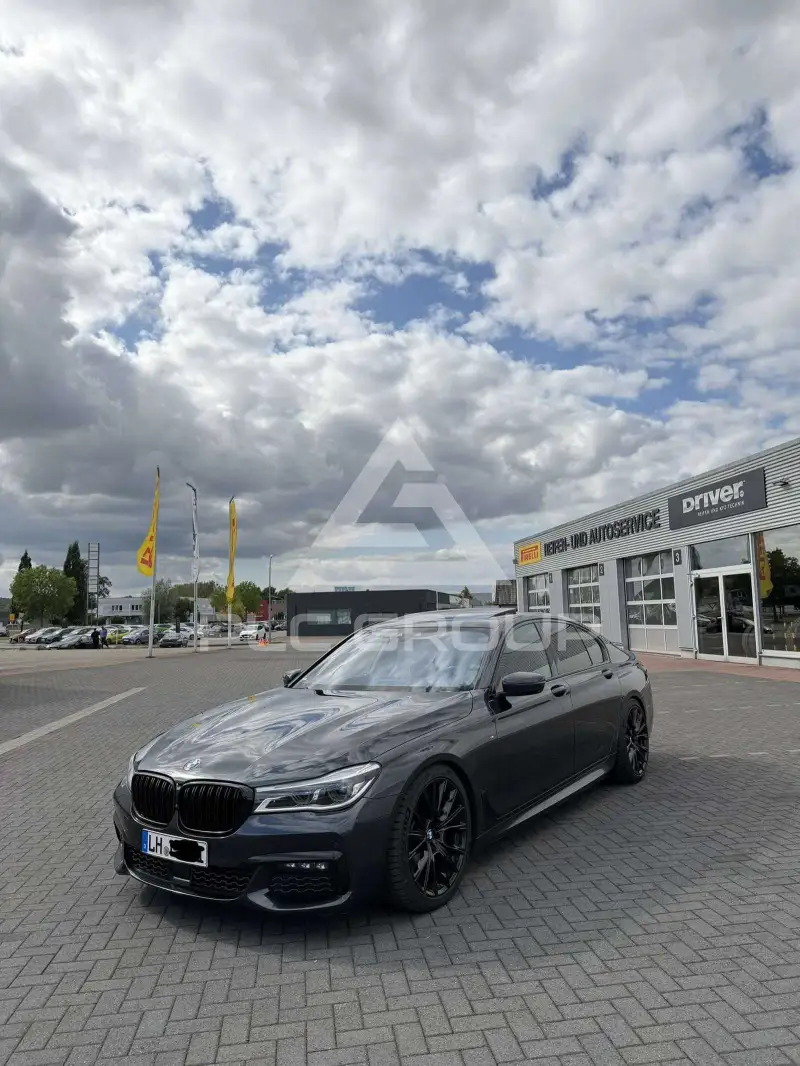 2018 BMW 750