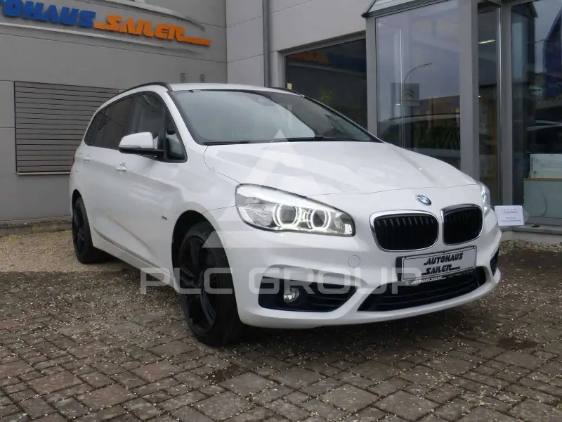 2018 BMW 220