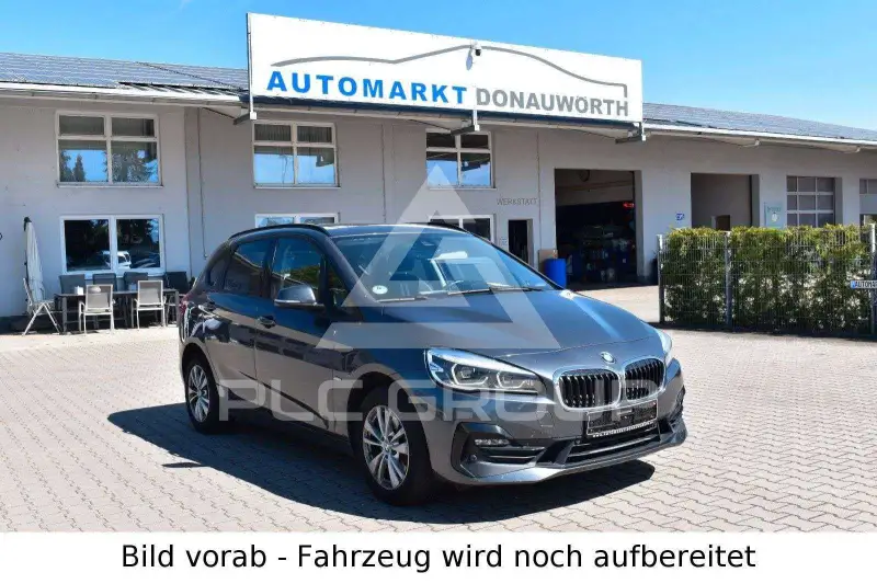2018 BMW 220