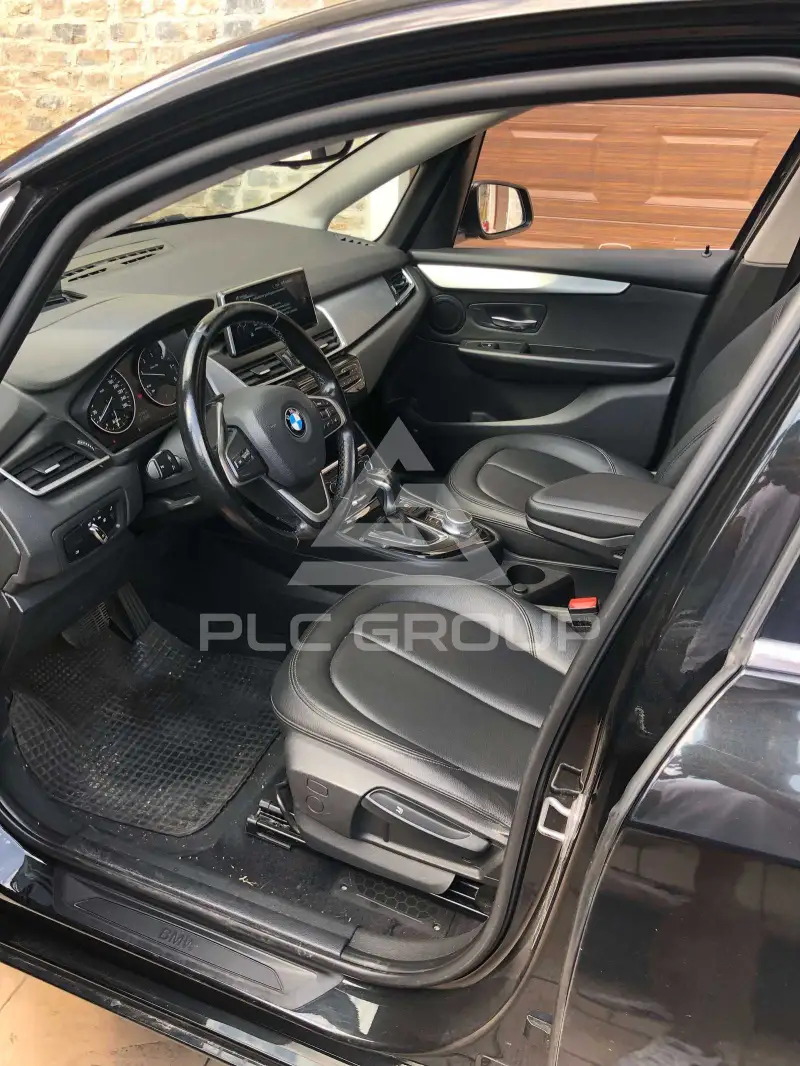 2018 BMW 216