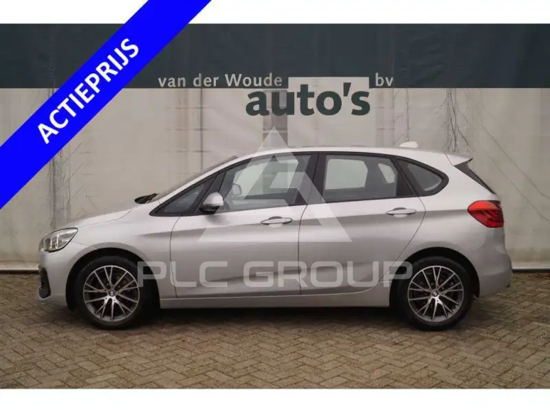 2018 BMW 216