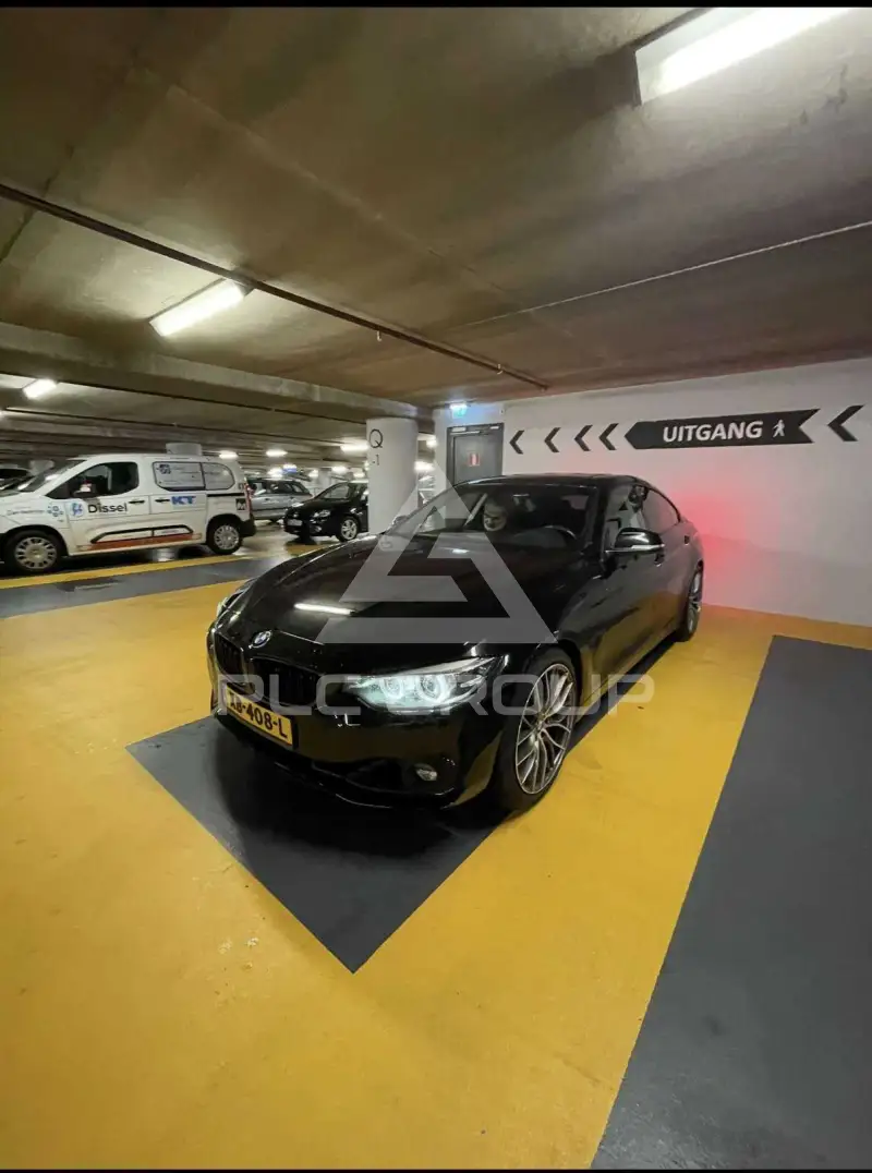 2018 BMW 418