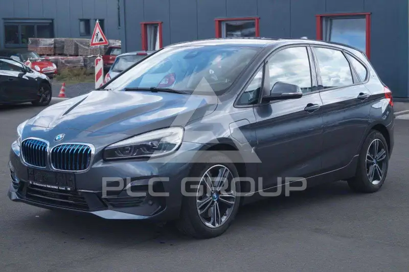 2018 BMW 225