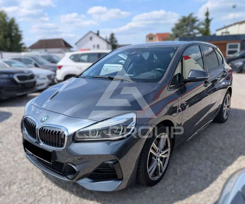 2018 BMW 225