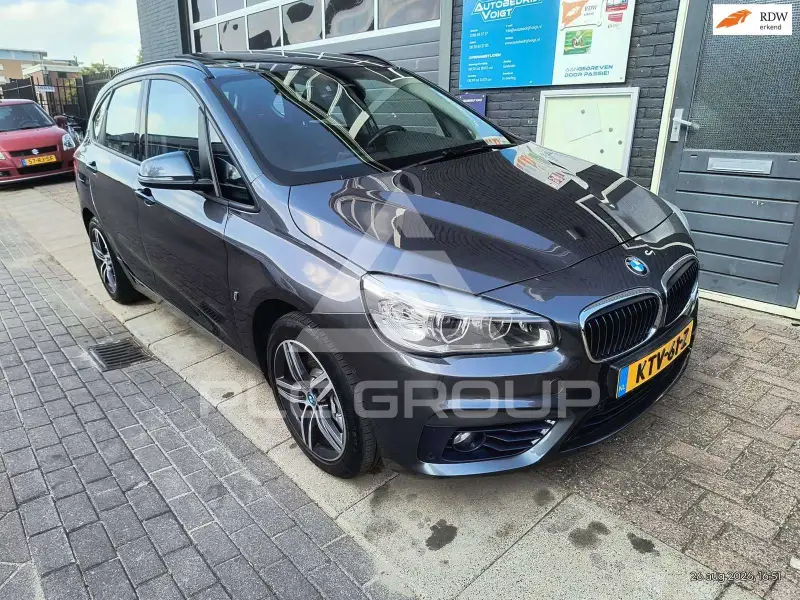 2018 BMW 225