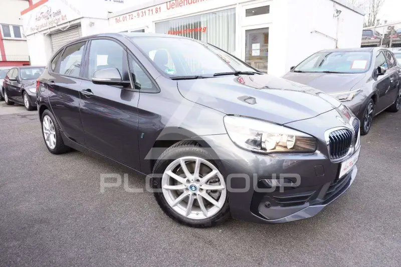 2018 BMW 225