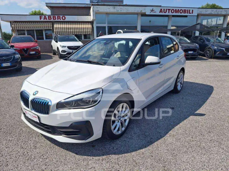 2018 BMW 225