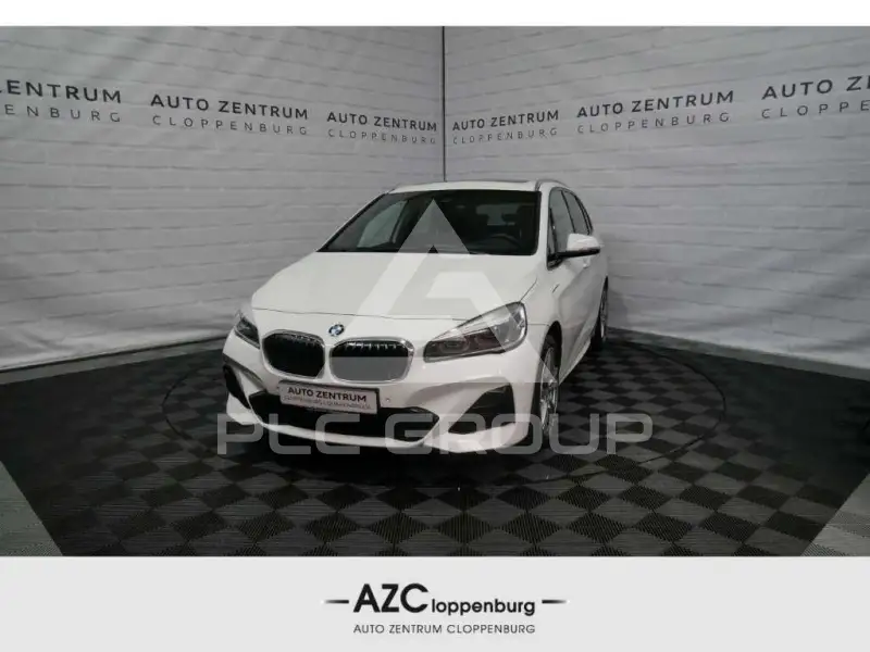 2018 BMW 225