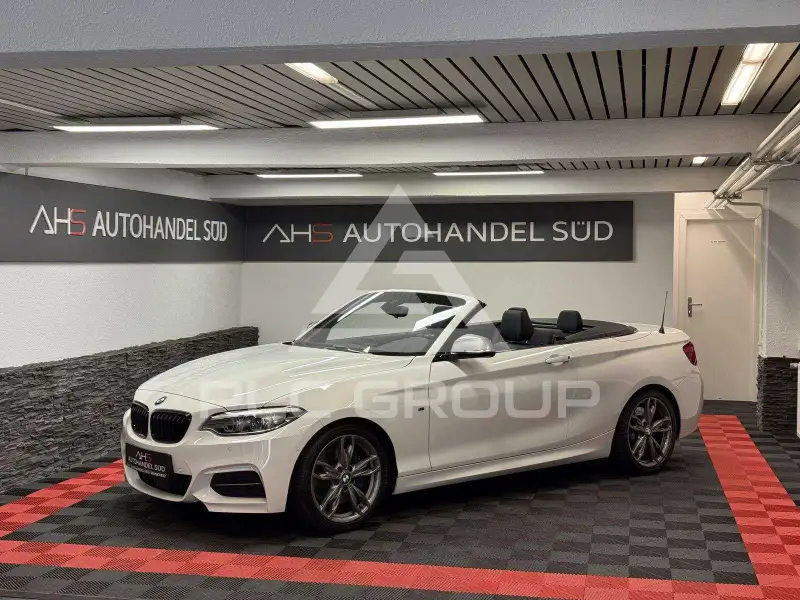 2018 BMW 240M