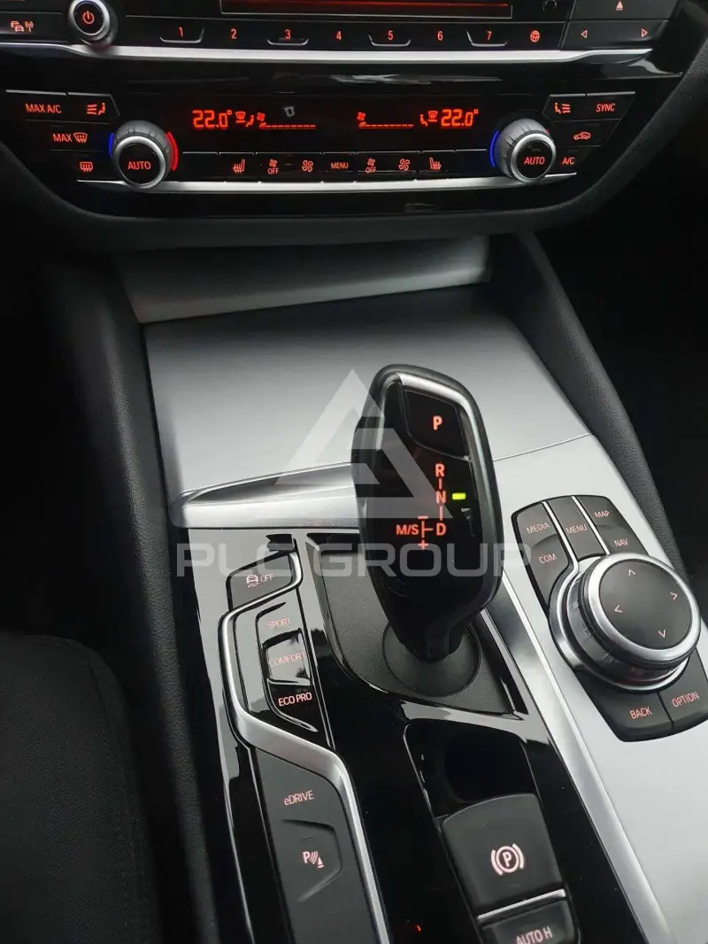 2018 BMW 530
