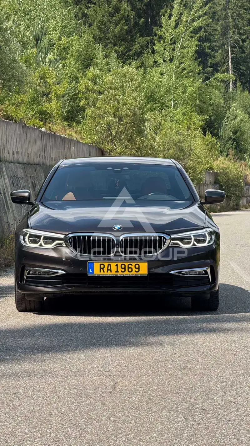 2018 BMW 530