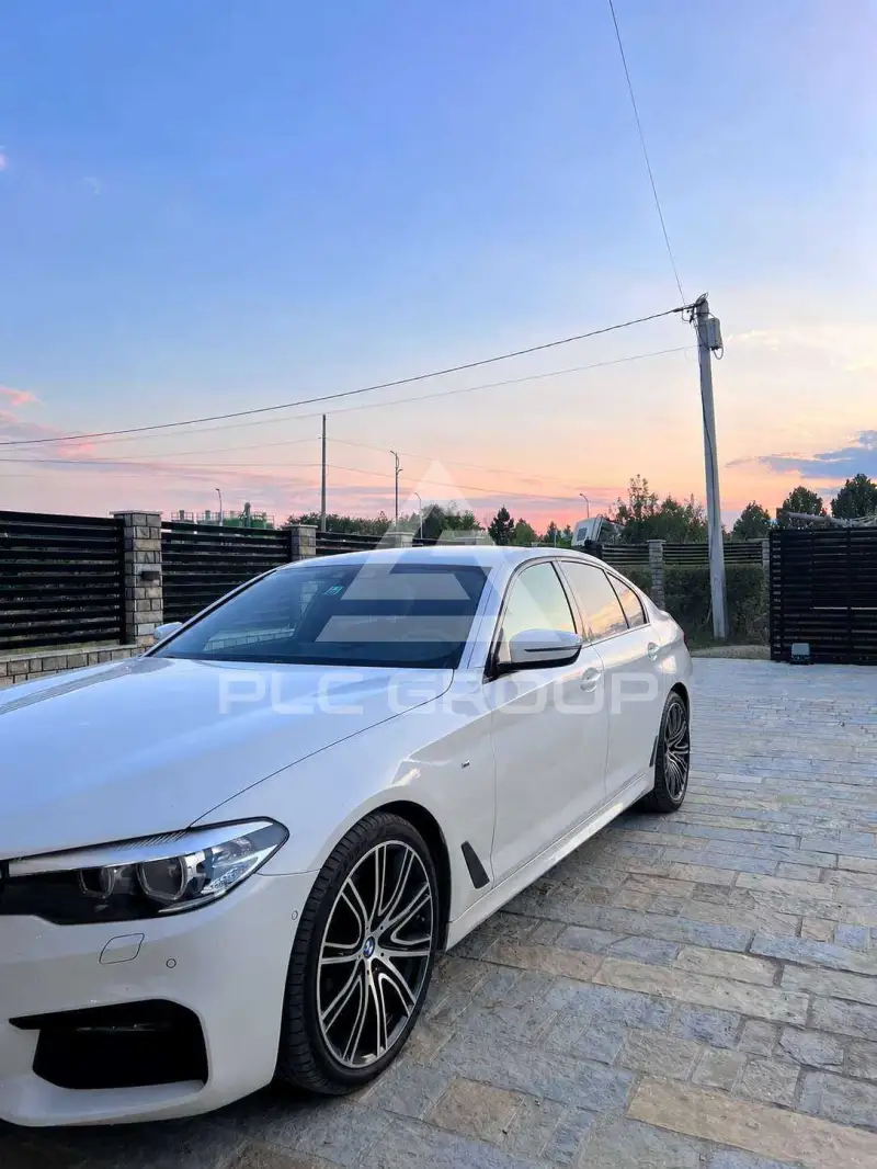 2018 BMW 530
