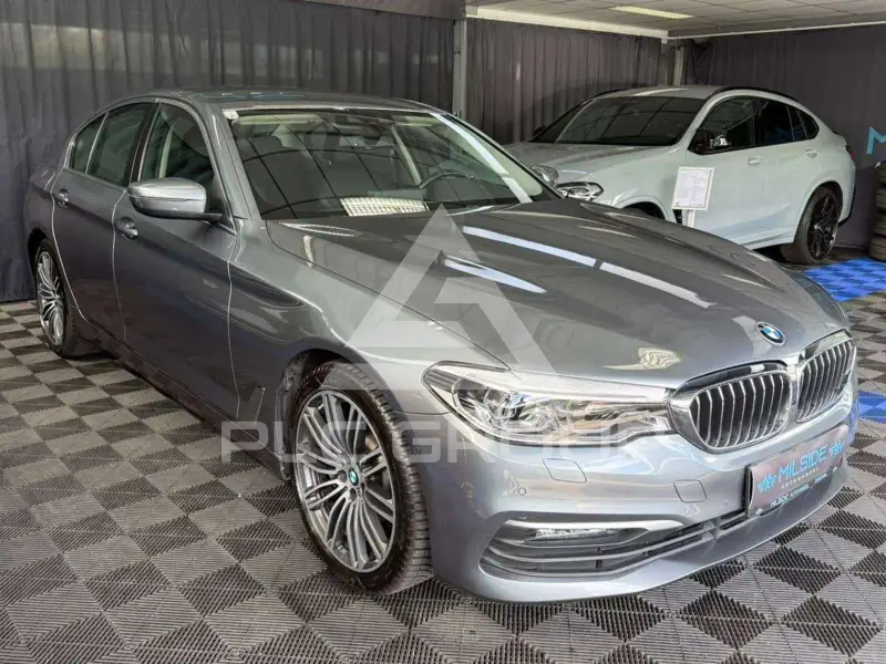 2018 BMW 530