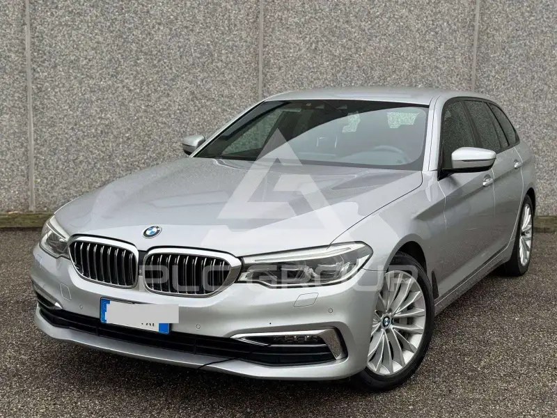 2018 BMW 525