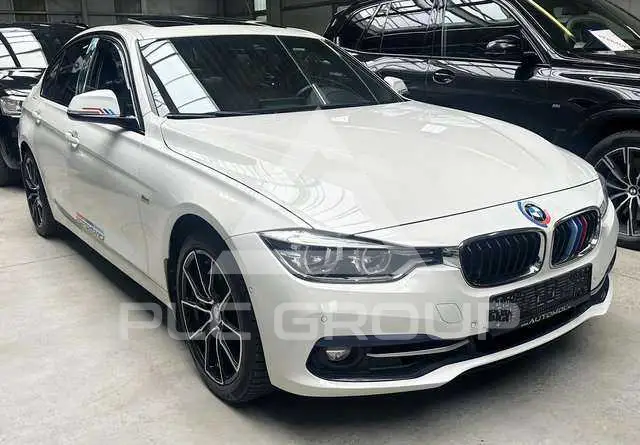 2018 BMW 330