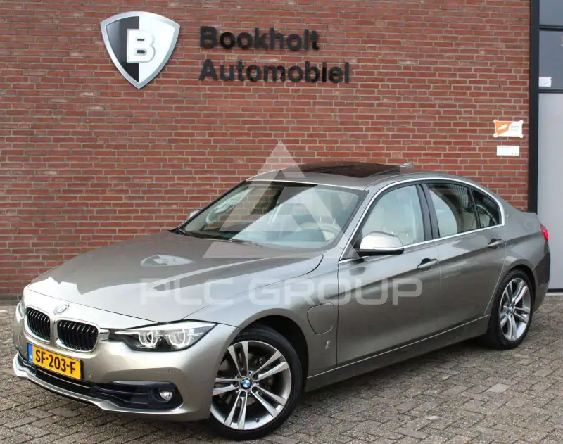 2018 BMW 330