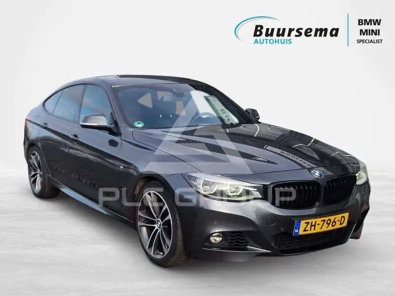 2018 BMW 330
