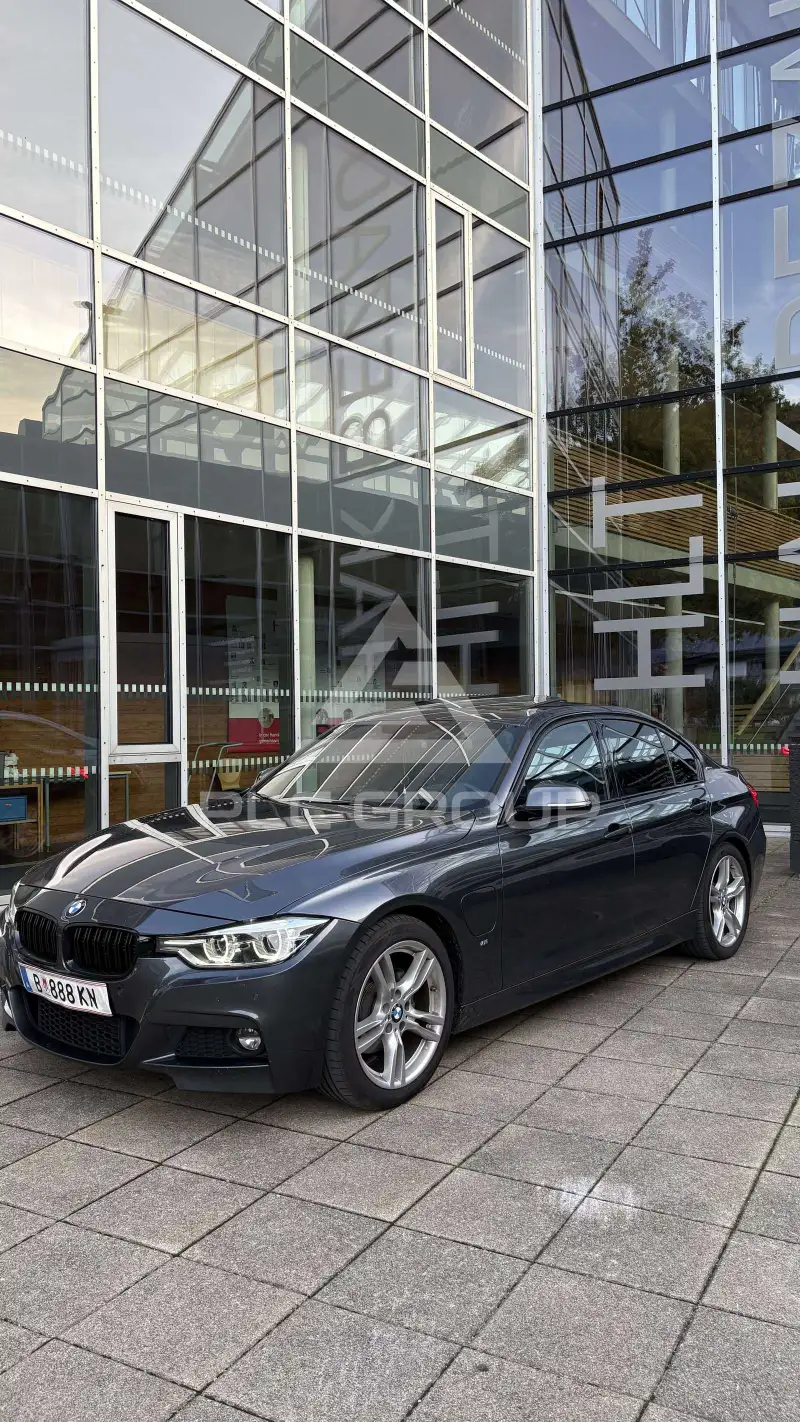 2018 BMW 330
