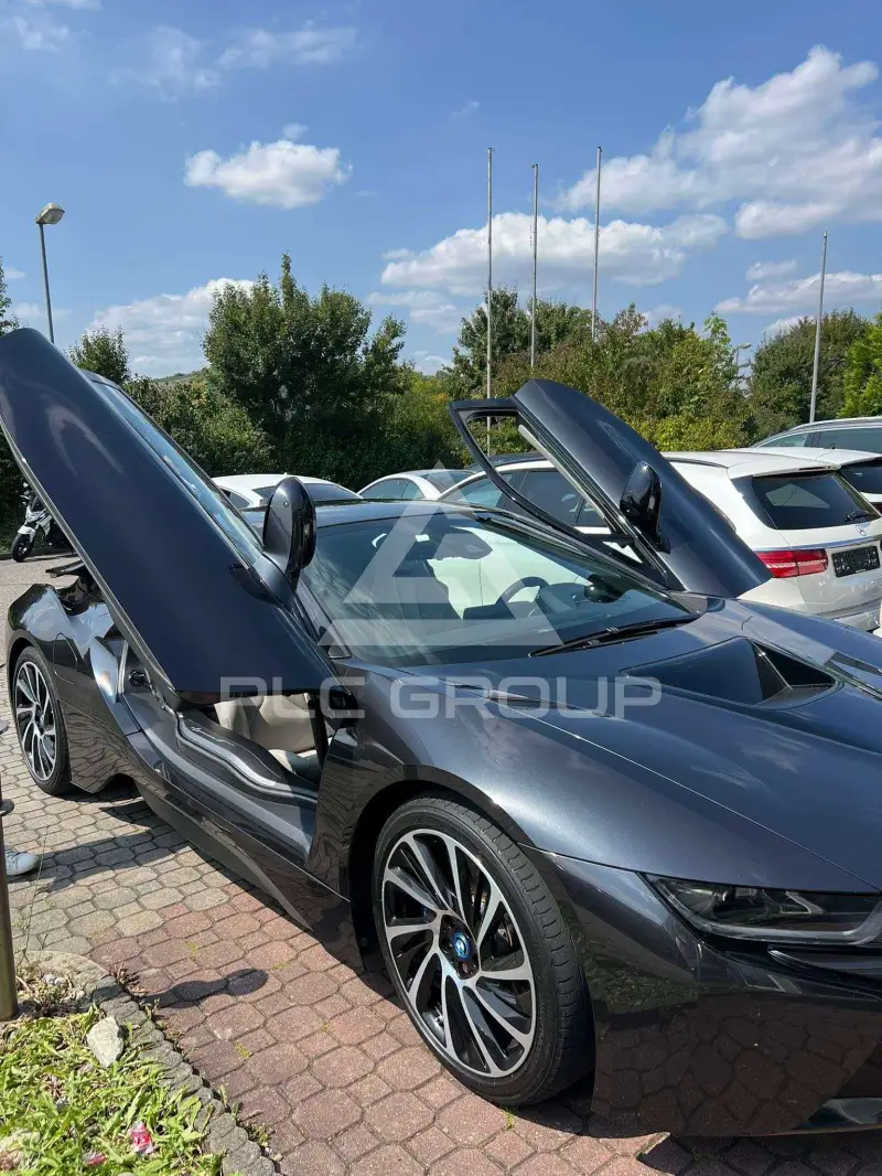 2018 BMW I8