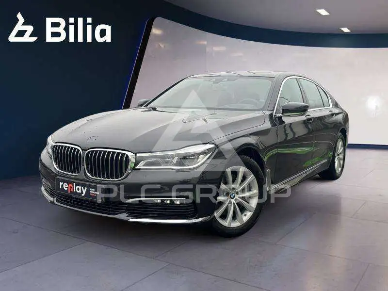 2018 BMW 730