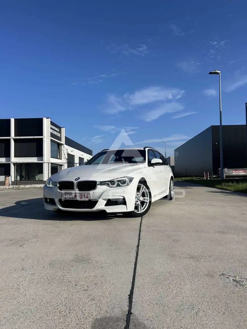 2018 BMW 318
