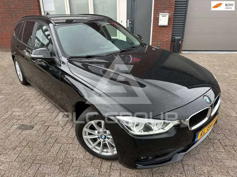2018 BMW 318