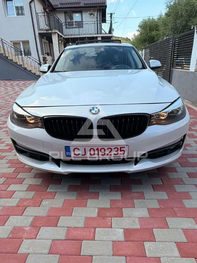 2018 BMW 318