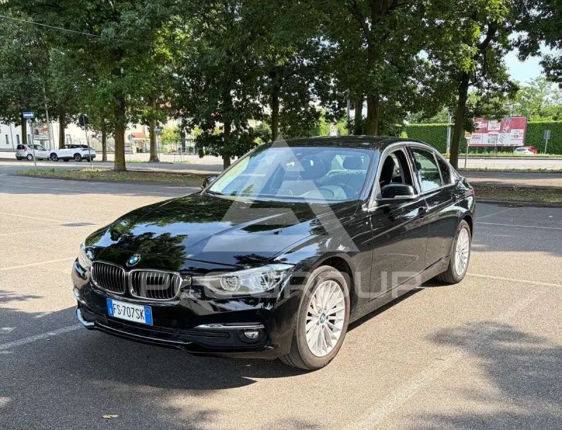 2018 BMW 318