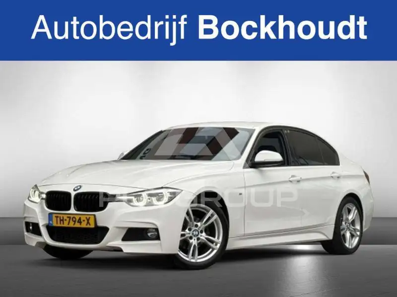 2018 BMW 318