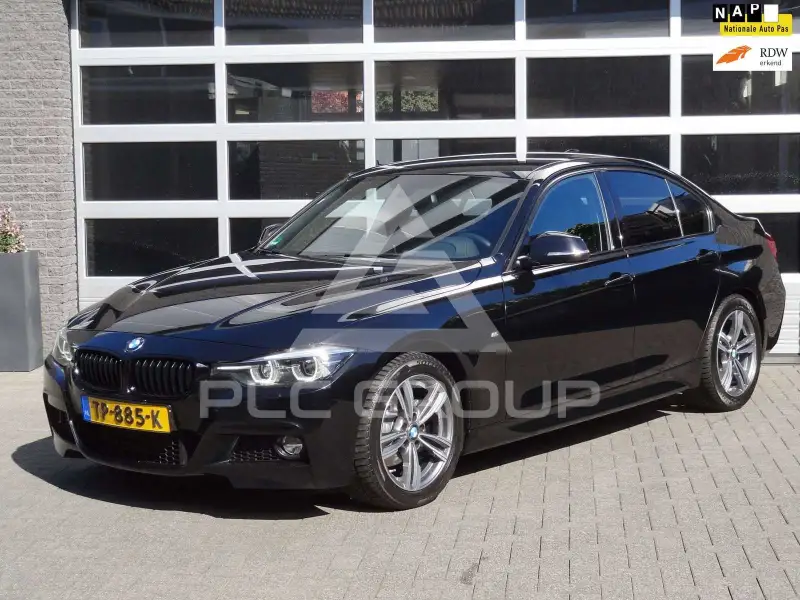 2018 BMW 318