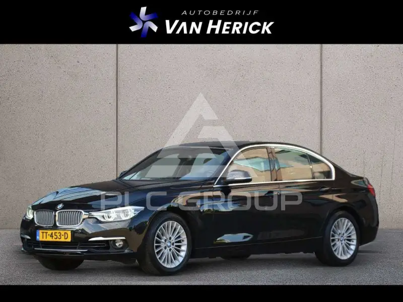 2018 BMW 318