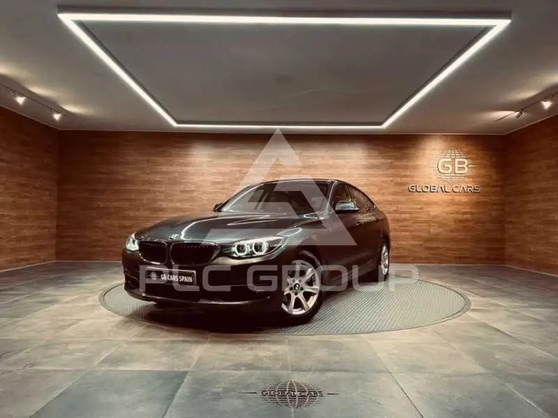 2018 BMW 318