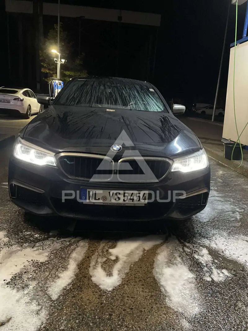 2018 BMW 550M