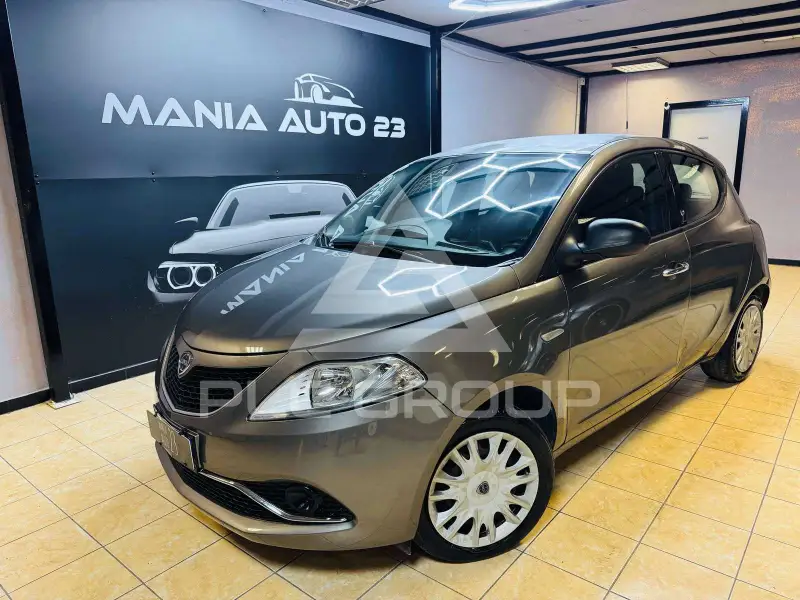 2017 Lancia YPSILON