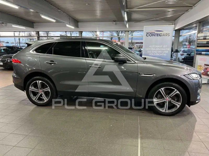 2018 Jaguar F-PACE