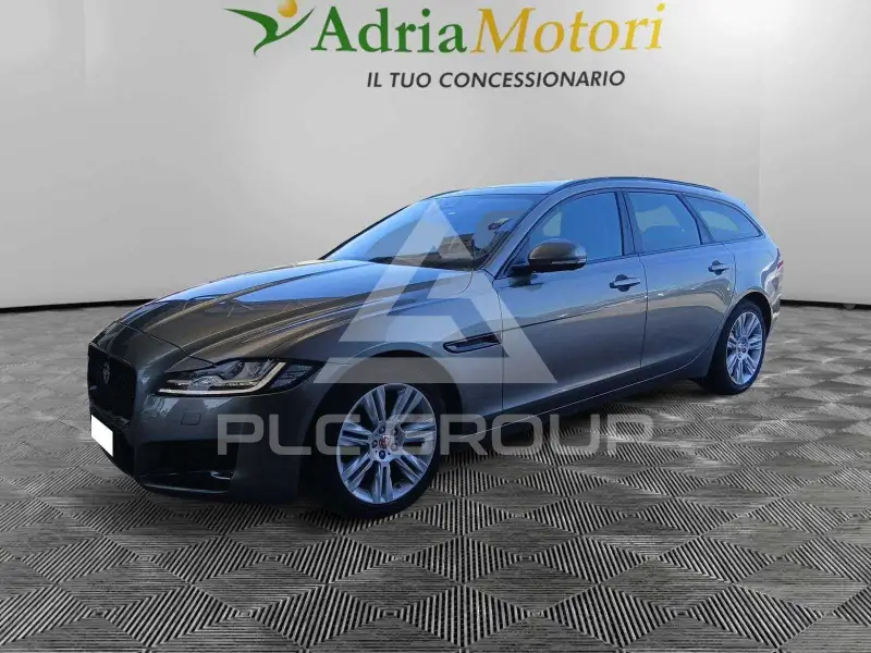 2018 Jaguar XF