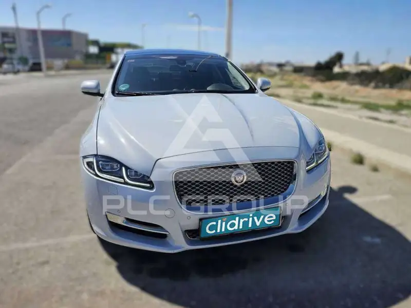 2018 Jaguar XJ