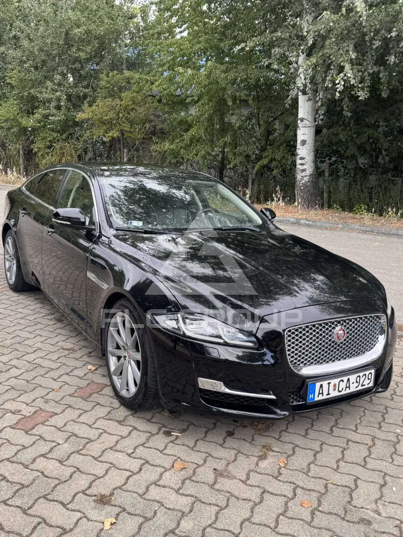 2018 Jaguar XJ