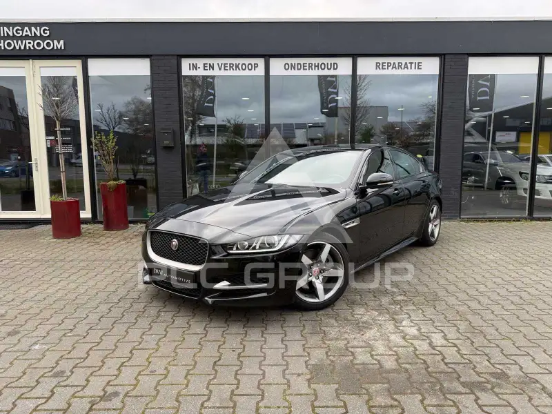 2018 Jaguar XE