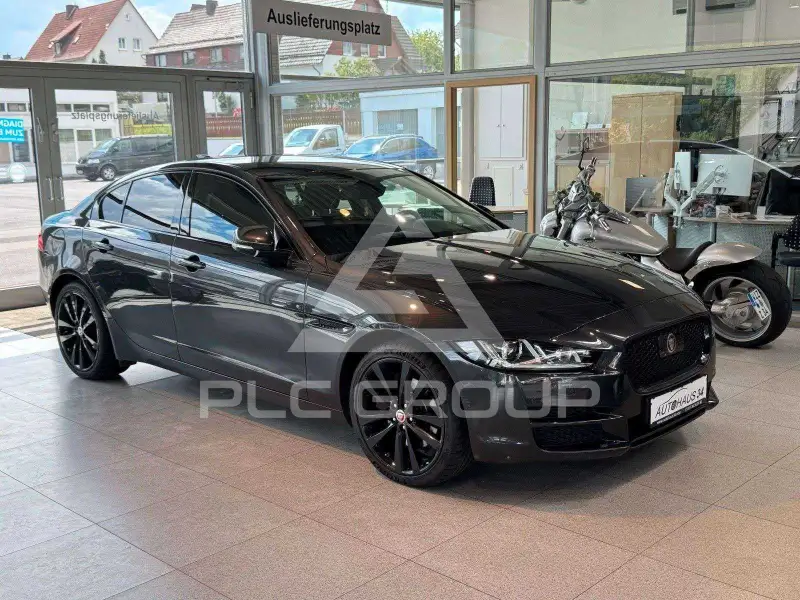 2018 Jaguar XE